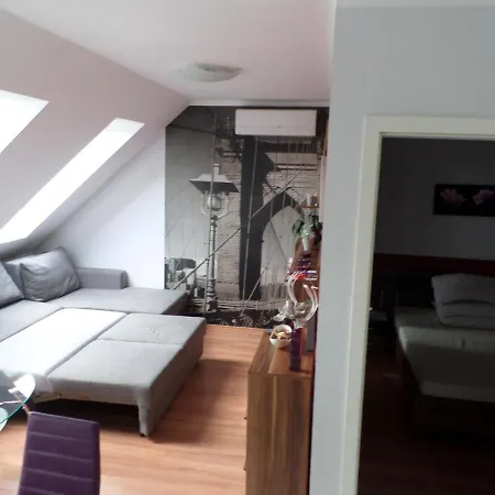 Cecilia Apartman